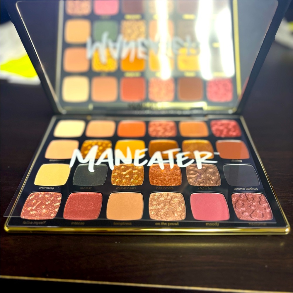Tarte Eyeshadow Palette